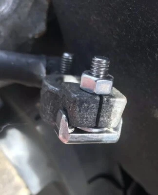 MINI R50 R52 R53 R55 R56 BATTERY TERMINAL T CLAMP BOLT BRACKET 10MM - Image 1 of 3