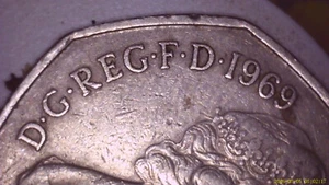 Rare 1969 50 New Pence with a severe Die Clash error XF condition - Picture 1 of 24