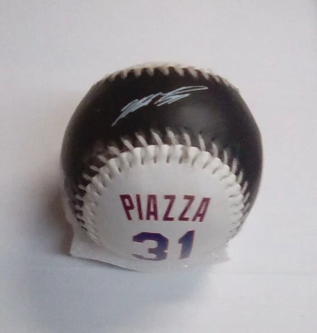 MIKE PIAZZA HALL OF FAME BASEBALL FROM INDUCTION WEEKEND PREOWNED MINT Cover
