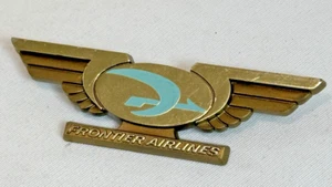 Vintage 1970s Frontier Airlines Kiddy Wings Plastic Pin, Old Logo, Junior Pilot - Picture 1 of 4