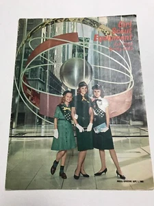 Vintage Girl Scout Catalog 1962-1963 Original Mailer & Subscription Inserts VGC - Picture 1 of 10