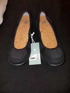 NWOB/NWT W's US9.5/EUR40/UK7.5 REVITALIGN BLACK ORTHOPEDIC COMFORT SLIP ON SHOES - Picture 1 of 12