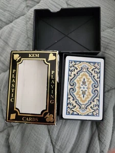 Tarjetas de juego Kem vintage. Estuche rígido de plástico incluido. - Imagen 1 de 6