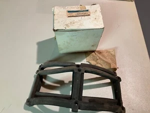 NOS 1975-1979 CHEVY NOVA GM 5966241 Driver Side Tail Lamp to Body Gasket - Picture 1 of 3