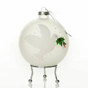 Peace Doves Christmas Bauble, Hand Painted Decoration, Glass - Picture 1 of 12