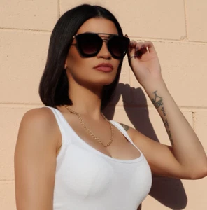 GOTTA GO DAMEN SONNENBRILLE SCHWARZES UND SILBERNES GESTELL MIT SCHWARZEN GLÄSERN - Bild 1 von 4