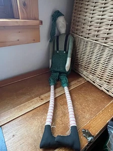 Handmade Long Skinny Green Clothed w Suspenders Santa Claus Kris Kringle Folk Ar - Picture 1 of 9