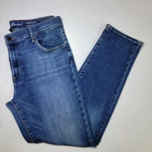 Eddie Bauer Women's Plus 16 Slightly Curvy Slim Straight Jeans - Picture 1 of 9