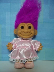 TEENAGE GIRL IN PARTY DRESS - BAMBOLA TROLL RUSS 5" - NUOVA - Foto 1 di 6