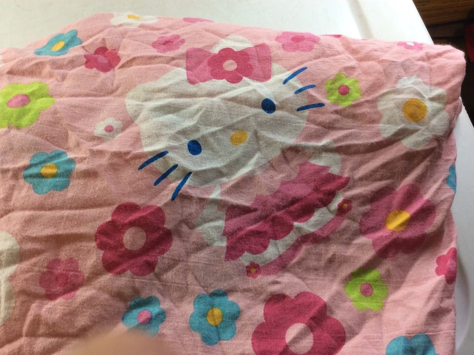 Sábana bajera Hello Kitty Twin Foto 1 de 1