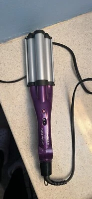 Bed Head TIGI Wave Artist Curling Waving Iron 3 Waver Beach Curler Crimper  - Imagem 1 de 4