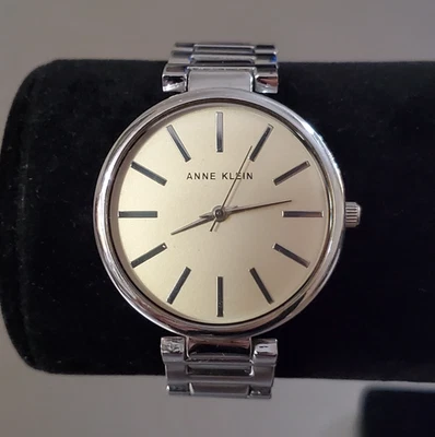 Anne Klein Watch Women's Vintage Analog Quartz Silver Tone 6.5 inch 34 mm - Image 1 of 4