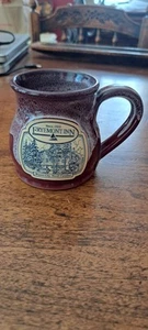 Taza de café Deneen Pottery Borgoña esmalte por goteo FRYEMONT INN BRYSON CITY NC - Imagen 1 de 5