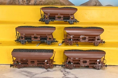 Roco H0 2-Achs Güterwagen der ÖBB 5-tlg. (H523) - Image 1 of 4