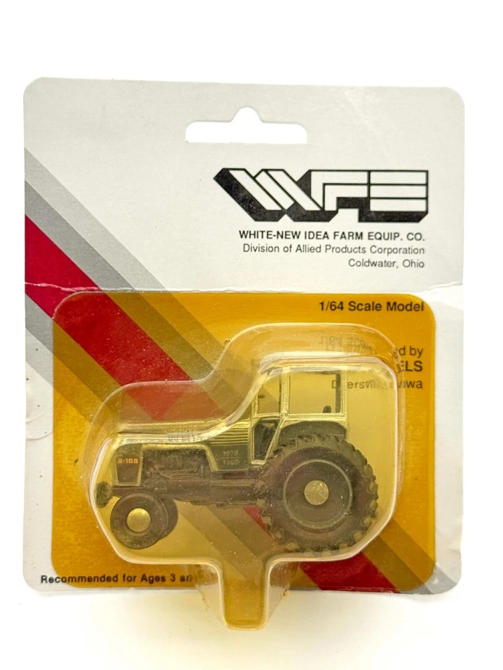 1/64 White 2-155 Silver Stripe Tractor With Duals, 10th Anniversary 1978-1988 - Image 1 of 1