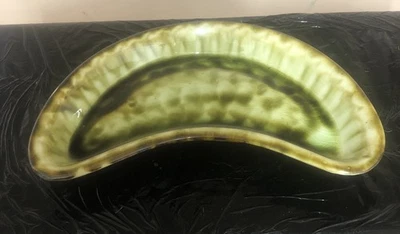 Vintage Studio Pottery Portmadoc Pottery Wales Crescent Vegetable/Side Dish - Image 1 of 2