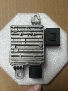 2016-2018 Kia Optima 2.4L  Cooling Fan Control Module  25385D5200 - Picture 1 of 5