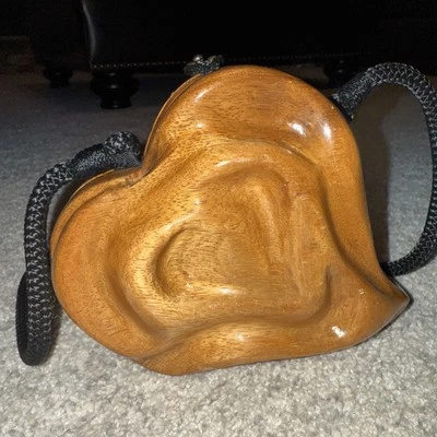 Timmy Woods of Beverly Hills Classic heart shaped  Leaf Design Acacia Wood Purse - Image 1 of 4