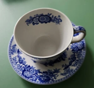SPODE The Blue Room Collection - Taza de té y platillo Girl At Well - Imagen 1 de 7