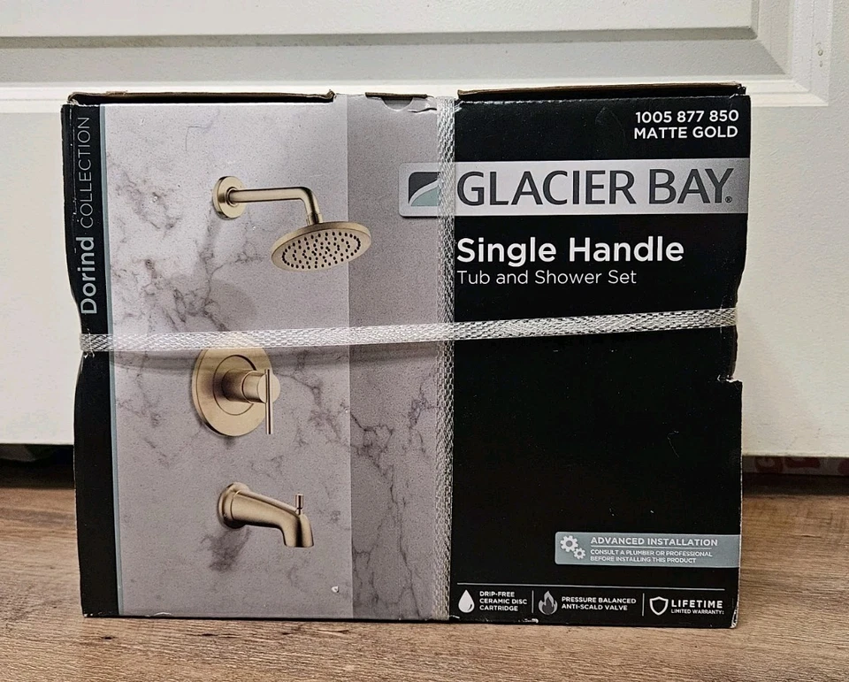 Grifo para bañera y ducha Glacier Bay Dorind con válvula dorado mate 1 manija 1005 877 580 Foto 1 de 2