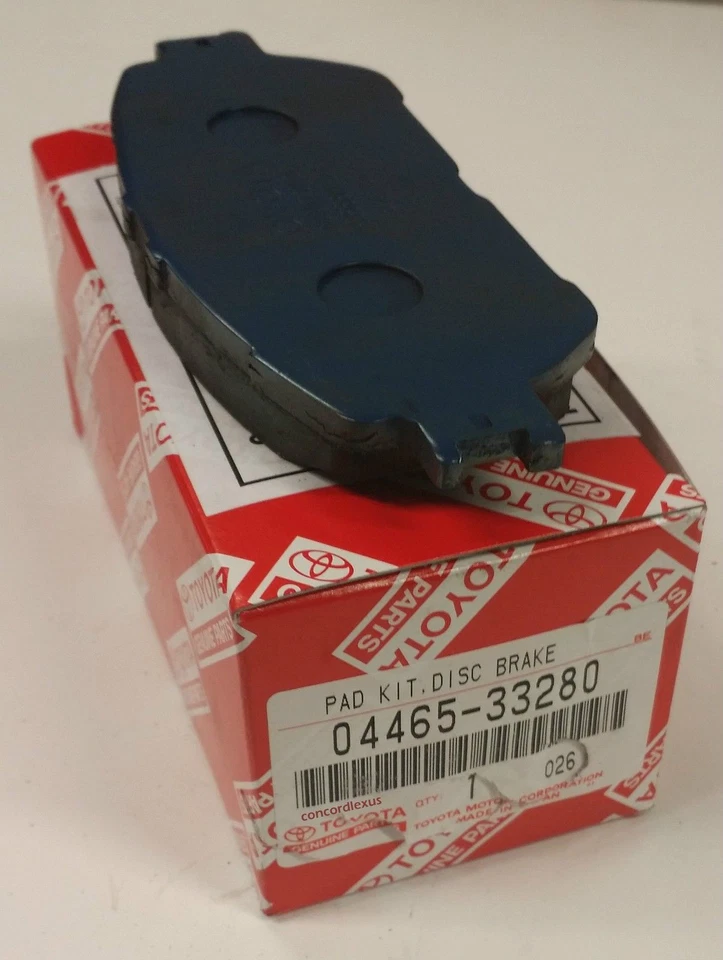 JUEGO DE PASTILLAS DE FRENO DELANTERAS DE FÁBRICA LEXUS OEM 2002-2003 ES300 / 2004-2006 ES330  Foto 1 de 1