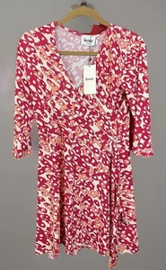 New Leota Women's Perfect Wrap Dress Cherry Red Abstract Size M  USA Officecore - Picture 1 of 6
