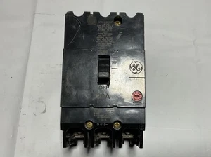GE/General Electric TEY 20 Amp 3 Pole 277/480V Bolt On Circuit Breaker - Picture 1 of 3