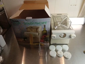 TAKKA Pasta and dough machine X1000 With 6 Discs And Box Working - Picture 1 of 12