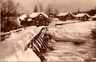 Winter Snow Wooden Houses Norway Trinks-Bildkarte Real Photo Postcard RPPC