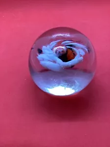Art Glass Round Paperweight With Controlled Bubble - Picture 1 of 5