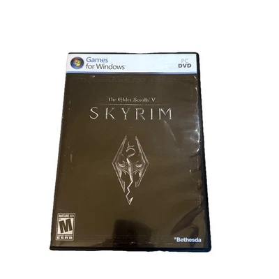 The Elder Scrolls V: Skyrim - PC DVD Complete With Map & Manual - Image 1 of 3
