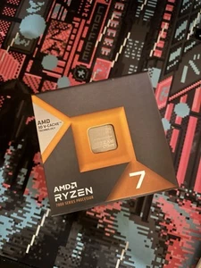 AMD Ryzen 7 7800X3D 8-Core 16-Thread 4.2 GHz Socket AM5 - Photo 1/5