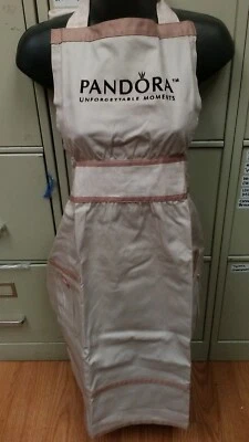 NUEVO EN CAJA DELANTAL PROMOCIONAL PANDORA ROSA Susan g Komen Foto 1 de 4