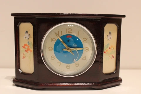 VINTAGE VERY RARE CHINA DESK ALARM WOODEN CLOCK WITH MILITARY FIGHTER AIRCRAFT Cover