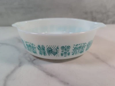 Vintage Pyrex Amish Butterprint 471 1 Pint Casserole Dish Turquoise No Lid - Image 1 of 4