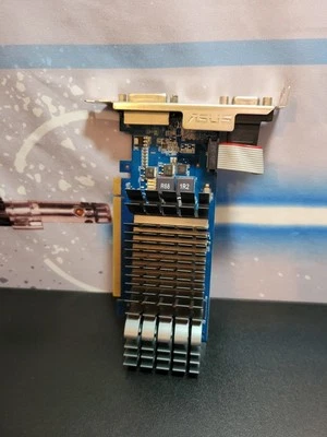 ASUS NVIDIA GeForce 210 (EN210 SILENT/DI/1GD3/V2(LP)) 1GB / 1GB (max) DDR3 SDRAM - Image 1 of 4