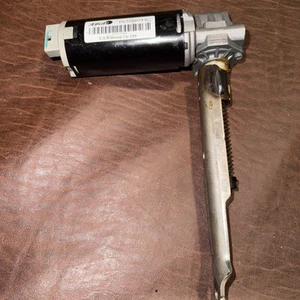 OEM 2008-2012 Dodge/Ram/Jeep Vertical Seat Motor 5509074R - Picture 1 of 3
