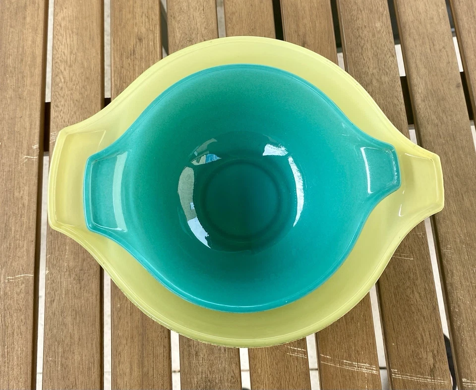 Saladiers Pyrex Années 70 Vintage France - Photo 1/4