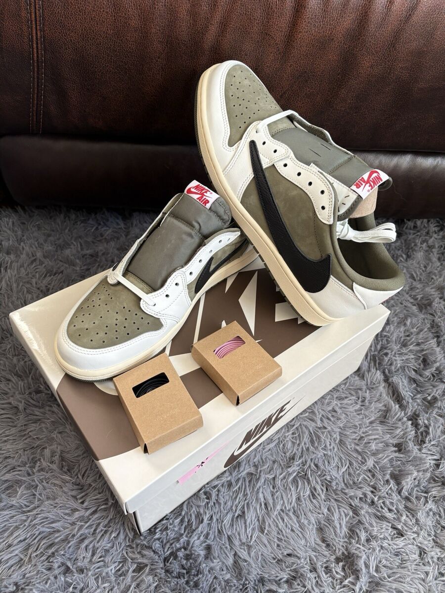 Travis Scott x Air Jordan 1 Retro OG SP Low Reverse Olive Travis Scott x Air Jordan 1 Retro OG SP Low Reverse Olive