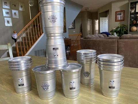 Lot Of 4 Limited Whistling Straits Blackwolf Run Aluminum Beer Drink Cups 16oz Cover