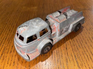 Vintage 5.75” HUBLEY FIRE TRUCK #402 Lancaster, PA Faded Red With Black Wheels - Picture 1 of 7