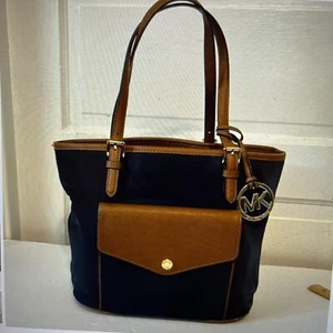 Michael Kors Jet Set Navy Nylon Large Pocket Multifunction Tote Bag Gold Hardwar - Picture 1 of 9