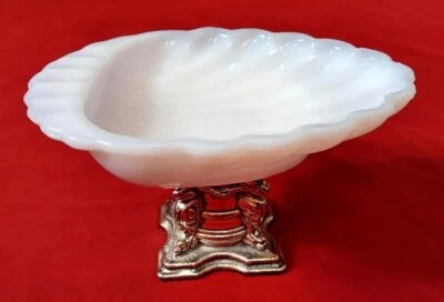 Vintage White Milk Glass Silver Metal Pedestal Soap/Trinket Dish  Mid Century - Image 1 of 4