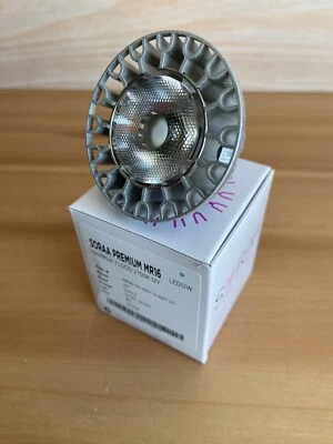 SORAA PREMIUM MR16 12.1 W LED 25° Narrow Flood 2700K Bulb CRI 80 - Image 1 of 4