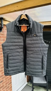 SUPERDRY MEN MOUNTAIN GILET XXL 2XL - Picture 1 of 9