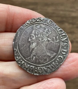 CHARLES I (1625-1649). SILVER SHILLING. - Picture 1 of 3