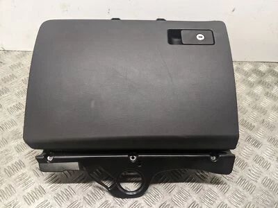 Guantera Volkswagen Passat S Tdi Mk6 Estate 5 puertas 2010-2014 3C2857101R Foto 1 de 4