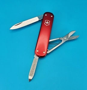 Victorinox Money Clip With Red Alox Smooth Scales! - Picture 1 of 8