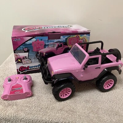 Jada Toys GIRLMAZING Big Foot Jeep R/C Vehicle (1:16 Scale) Barbie, Bratz,  Etc - Image 1 of 4