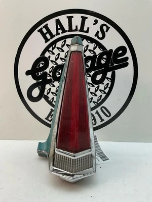 Tail Light Assembly CADILLAC DEVILLE Right 69 - Изображение 1 из 4